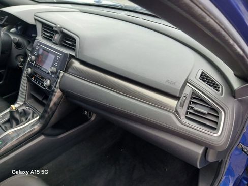 Used 2018 Honda Civic Sport image 18