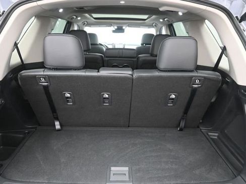 Used 2025 Honda Pilot Touring image 35