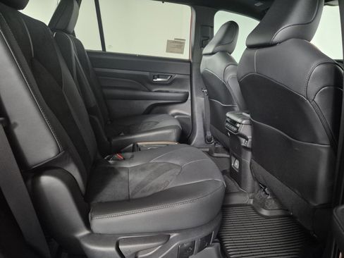 New 2026 Toyota Grand Highlander Hybrid MAX Limited image 39