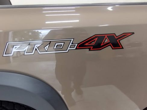 Used 2022 Nissan Frontier PRO-4X w/ Off-Road Protection Package AWD/4WD image 13