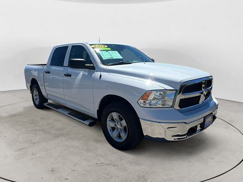 Used 2019 RAM 1500 Tradesman w/ Chrome Appearance Group AWD/4WD image 8