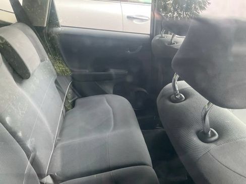 Used 2013 Honda Fit image 7