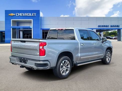 Certified 2025 Chevrolet Silverado 1500 High Country w/ Technology Package AWD/4WD image 4