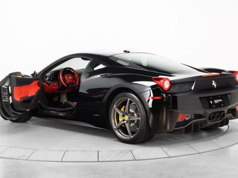 Certified 2015 Ferrari 458 Italia Coupe RWD image 43