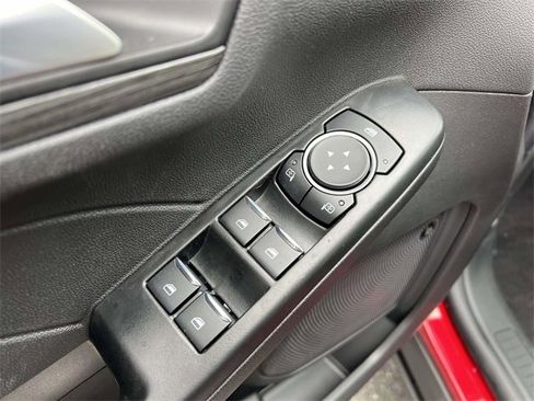 New 2026 Ford Escape SE w/ PHEV Premium Package image 12