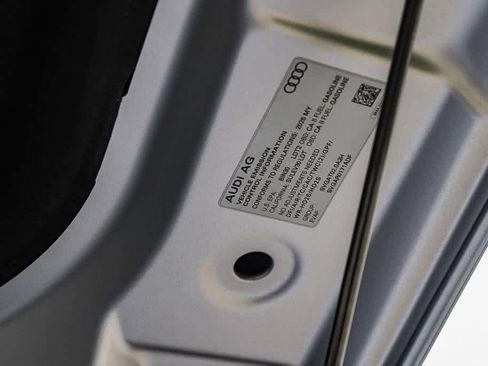 New 2025 Audi Q5 Premium Plus image 31