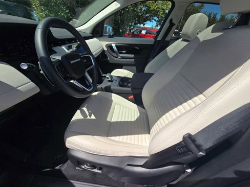 Certified 2025 Land Rover Discovery Sport S image 24