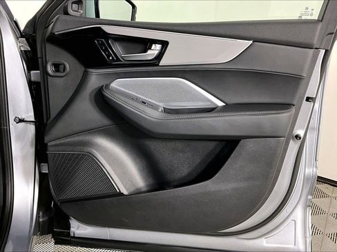 Used 2025 Acura MDX SH-AWD w/ Technology Package image 21