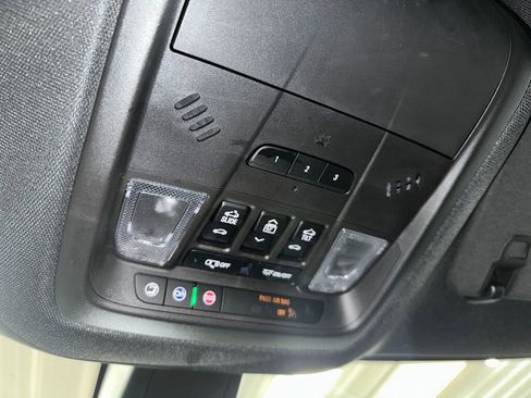 Certified 2024 Buick Enclave Essence w/ Experience Buick Package image 17