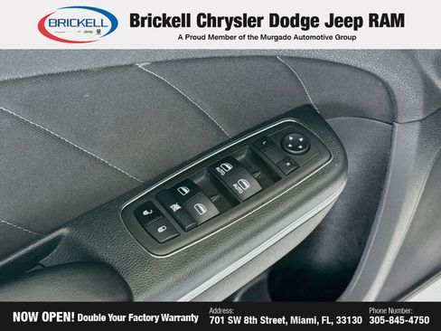Used 2022 Dodge Charger SXT RWD image 21