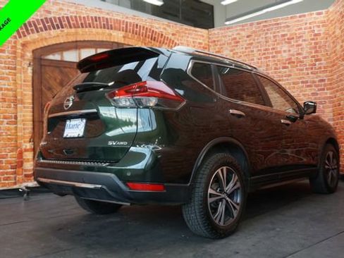 Used 2019 Nissan Rogue SV w/ Sun & Sound Touring Package image 7