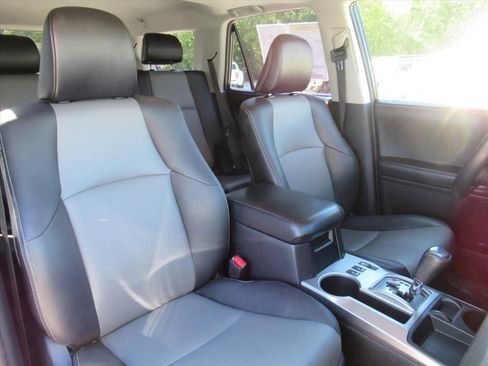 Used 2016 Toyota 4Runner SR5 image 8