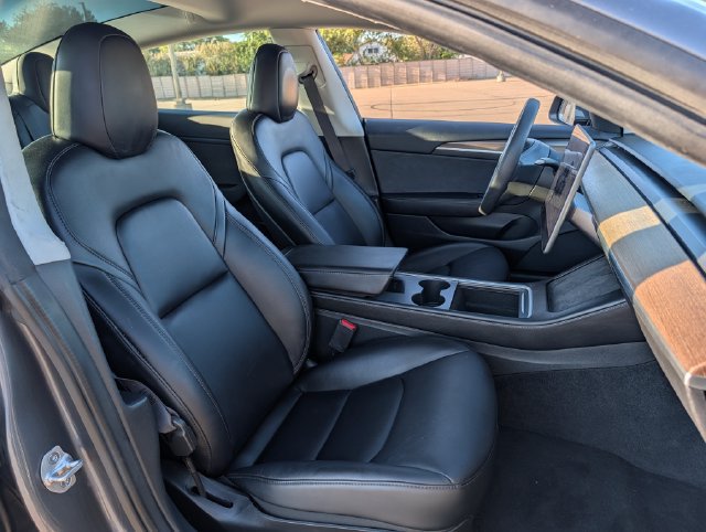 Used 2023 Tesla Model 3 Standard Range RWD image 19