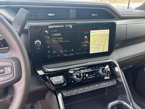 New 2026 GMC Sierra 2500 Denali w/ Denali Reserve Package image 17