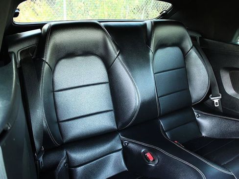 Used 2016 Ford Mustang Premium RWD image 16