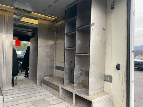 Used 2013 Ford E-350 and Econoline 350 Super Duty w/ Air Conditioning Prep Pkg image 23