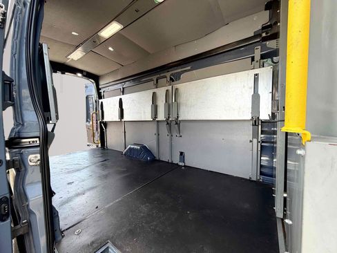 Used 2020 Ford Transit 250 148 High Roof Extended RWD image 10