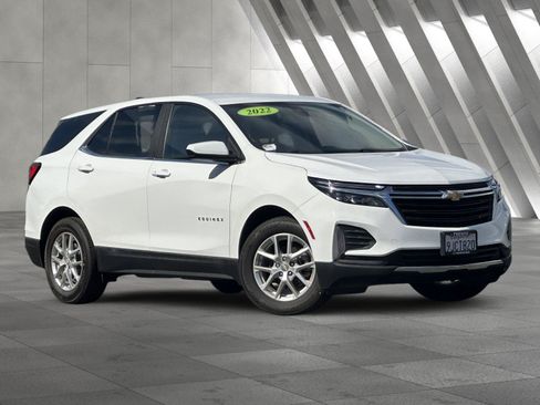 Used 2022 Chevrolet Equinox LT FWD image 1