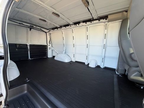 New 2025 Chevrolet Express 3500 w/ Driver Convenience Package RWD image 34
