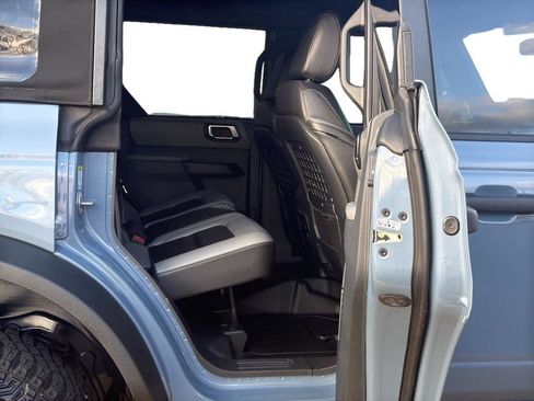 Used 2023 Ford Bronco Big Bend w/ Sasquatch Package image 7