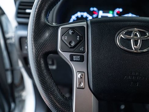 Used 2024 Toyota 4Runner SR5 AWD/4WD image 19