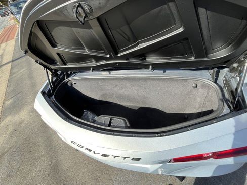 Certified 2022 Chevrolet Corvette Stingray Convertible w/ Battery Protection Package image 13