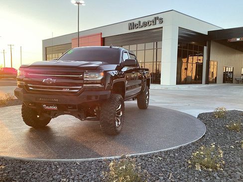 Used 2018 Chevrolet Silverado 1500 LTZ Z71 w/ LTZ Plus Package image 2