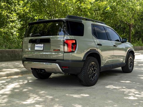 Used 2026 Honda Passport TrailSport Elite image 9