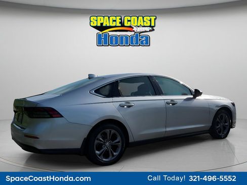 Certified 2023 Honda Accord EX image 10