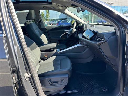 New 2025 Audi Q5 Premium image 10