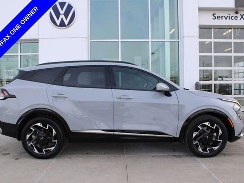 Used 2025 Kia Sportage SX image 5