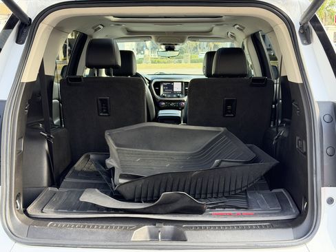 Used 2020 GMC Acadia Denali w/ Trailering Package image 9