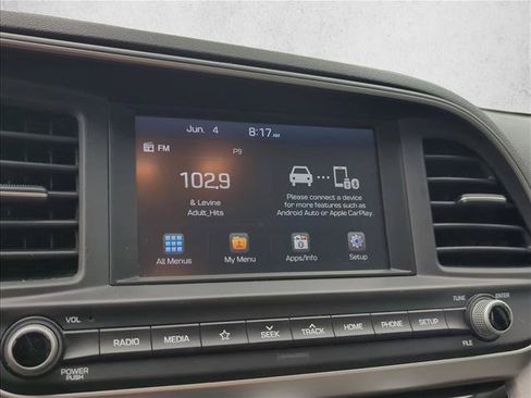 Used 2019 Hyundai Elantra SEL FWD image 19