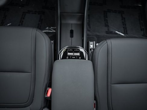 New 2026 Volvo EX30 Plus image 25