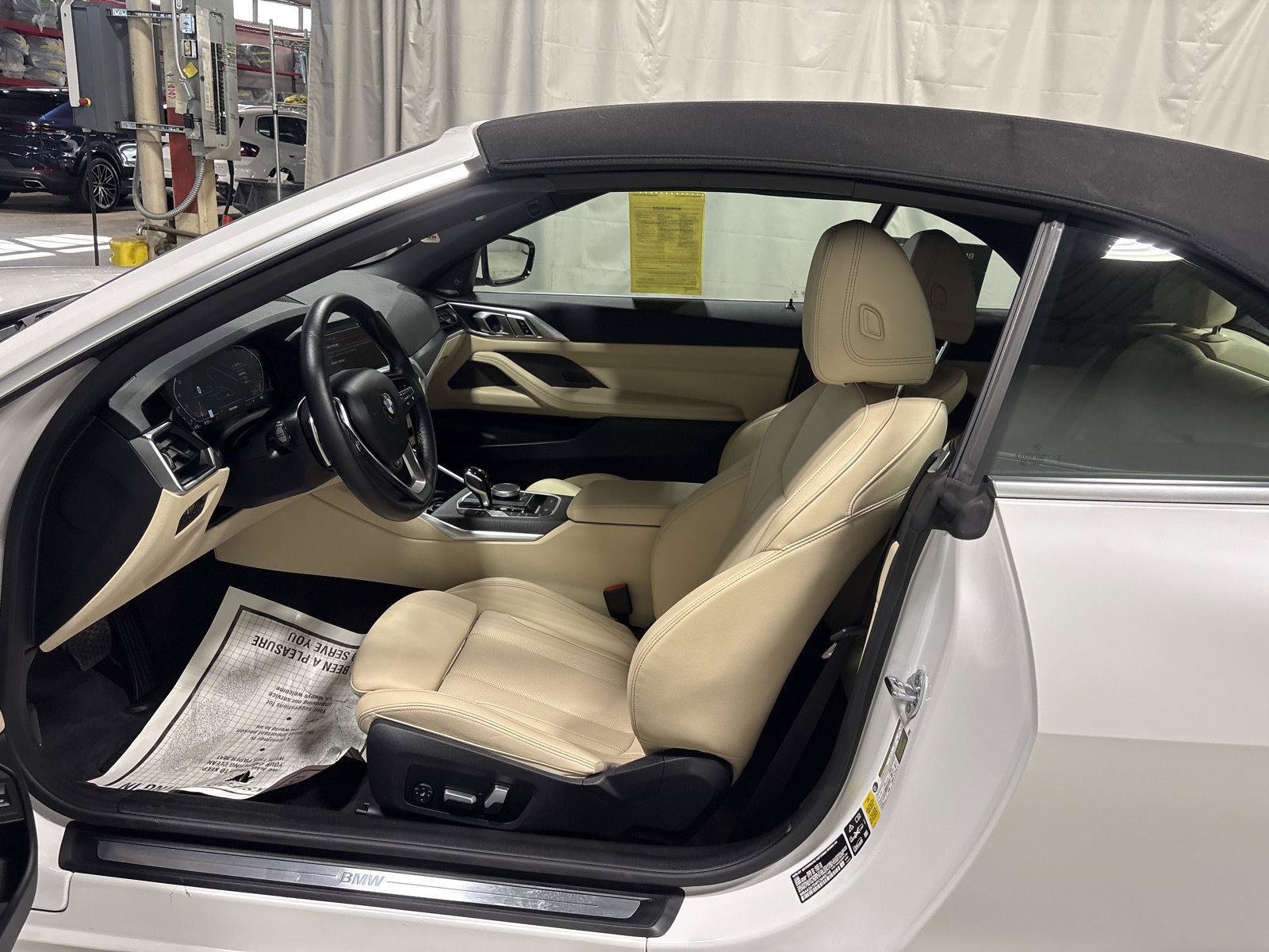 Used 2023 BMW 430i xDrive Convertible w/ Premium Package AWD/4WD image 2