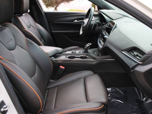 Used 2022 Cadillac CT4 V w/ Navigation Package RWD image 18