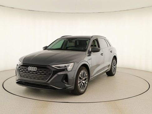 Certified 2024 Audi Q8 e-tron Premium Plus AWD/4WD image 12