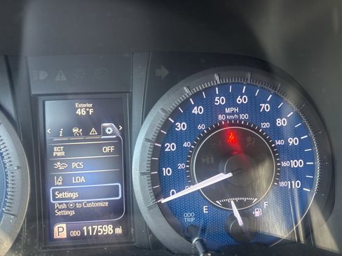 Used 2020 Toyota Sienna L image 35