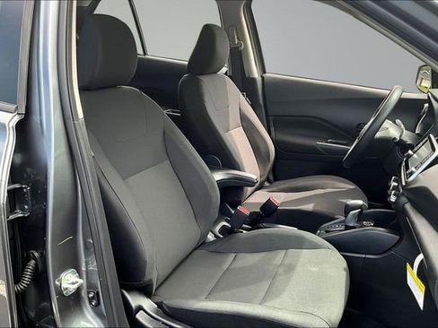 Used 2025 Nissan Kicks Play S FWD image 27