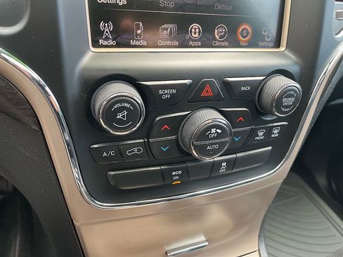 Used 2014 Jeep Grand Cherokee Altitude AWD/4WD image 15