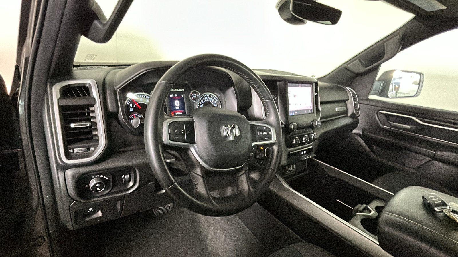 Used 2023 RAM 1500 Big Horn AWD/4WD image 17