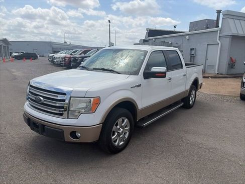 Used 2013 Ford F150 Lariat w/ Lariat Chrome Pkg image 2