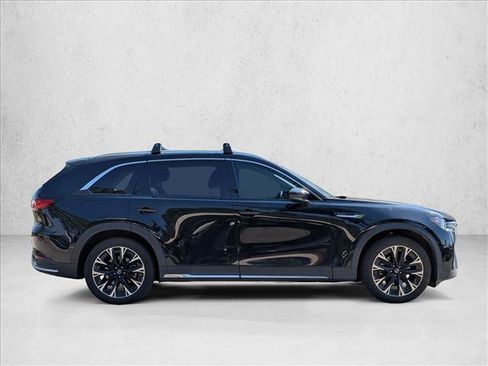 Used 2024 MAZDA CX-90 Plug-In Hybrid w/ Premium Pkg AWD/4WD image 4