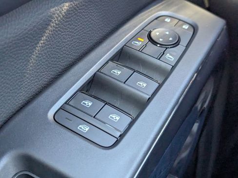 New 2026 Nissan Pathfinder SV image 23