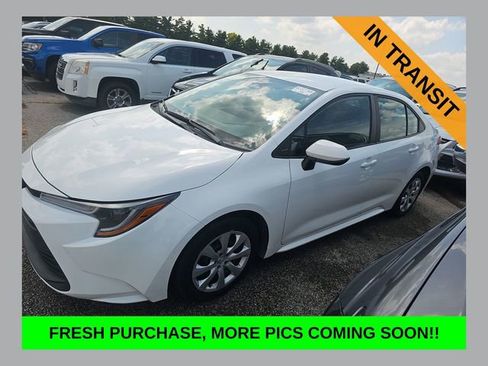 Used 2024 Toyota Corolla LE FWD image 1