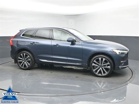 Used 2023 Volvo XC60 B5 Ultimate w/ Climate Package image 1