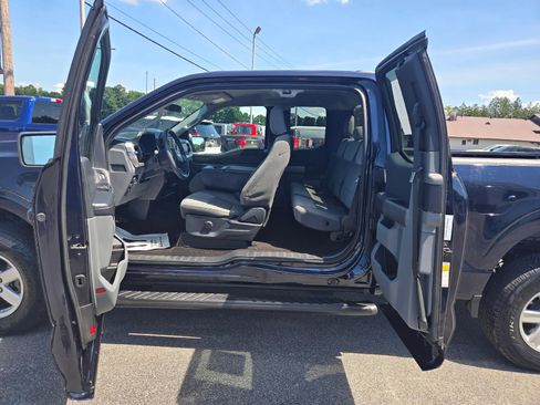 Used 2022 Ford F150 XLT w/ Bed Utility Package AWD/4WD image 11