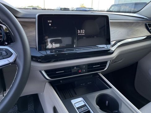 New 2026 Volkswagen Atlas SE image 16