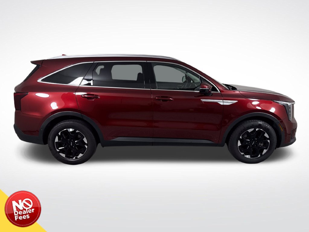 Used 2025 Kia Sorento S w/ Panoramic Sunroof Package FWD image 2