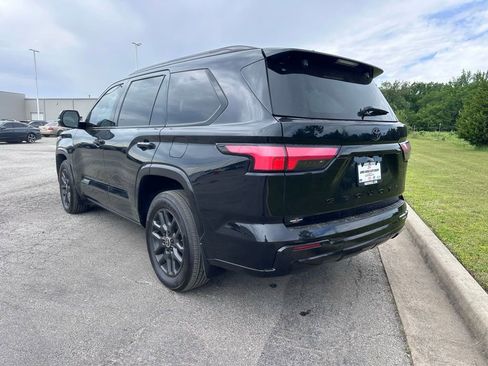 Used 2024 Toyota Sequoia Platinum RWD image 7